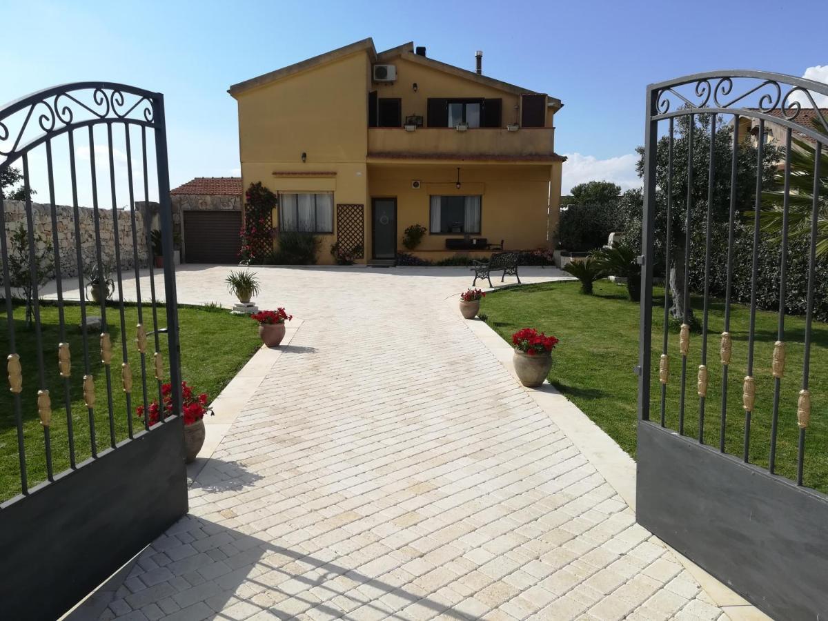 Ulivo Apartment Ragusa Exterior photo